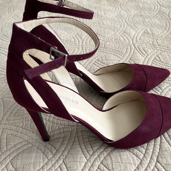 COPY - Marc Fisher burgundy shade heels with strap size 7 1/2 - Picture 5 of 6